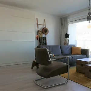 Aan Zee Apartment